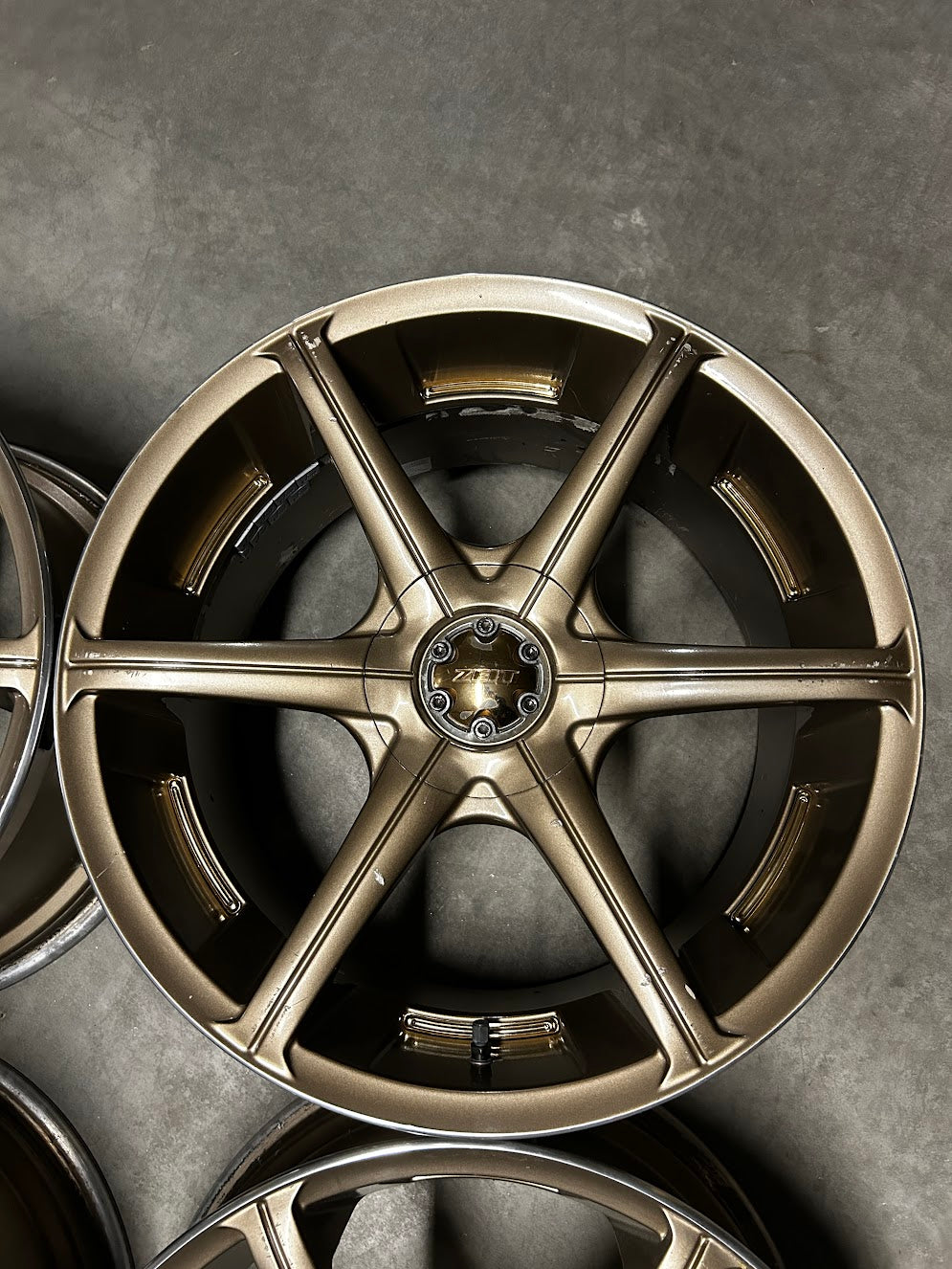 Bridgestone BIM ZEIT/SS